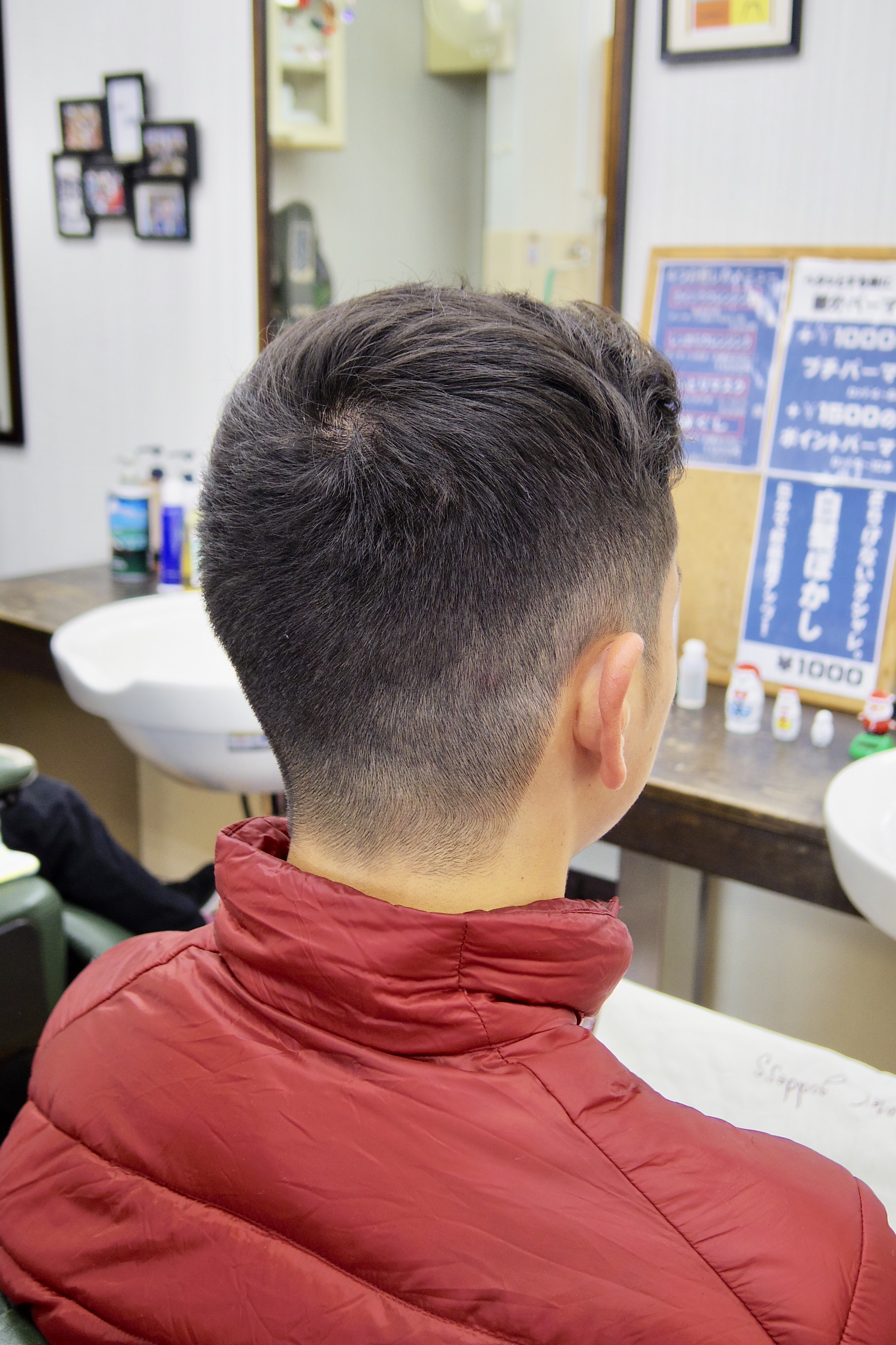 【髪型】フェードカットの後ろ姿 府中調布のBARBER「フェードカット、短髪、メンズショートが得意！」TASHIRO MIX HAIR