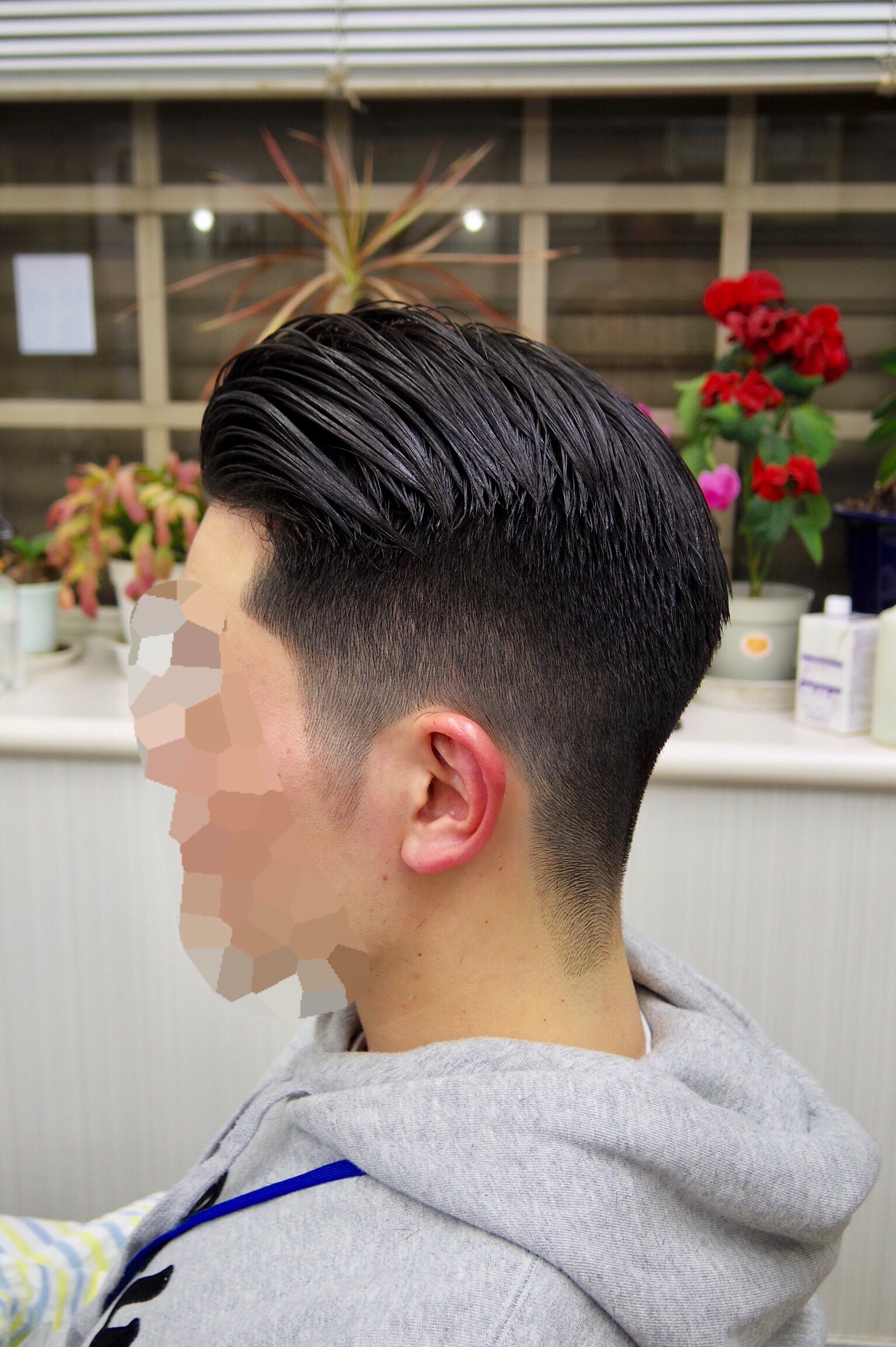 メンズ 髪型 立てる