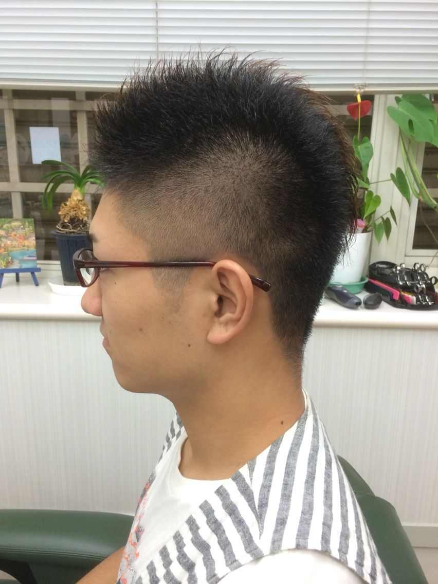 癖っ毛が羨ましいです 直毛人間より 府中調布のbarber 短髪 メンズショートが得意 Tashiro Mix Hair 武蔵野台白糸台