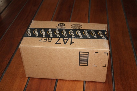 package-delivery-1243499_1920