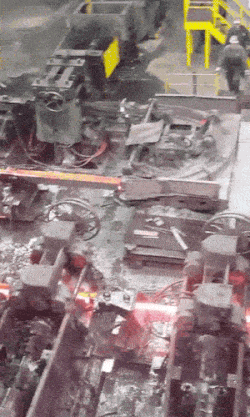 動画あり 溶鉱炉で自殺した人の動画 ガチで手だけ残ってる 黄昏ちゃんねる