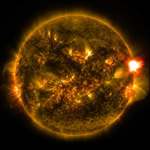 solar-flare-601044_1920