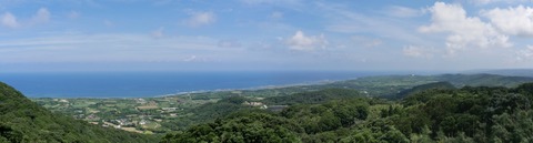 P1110003_stitch_tr_1366