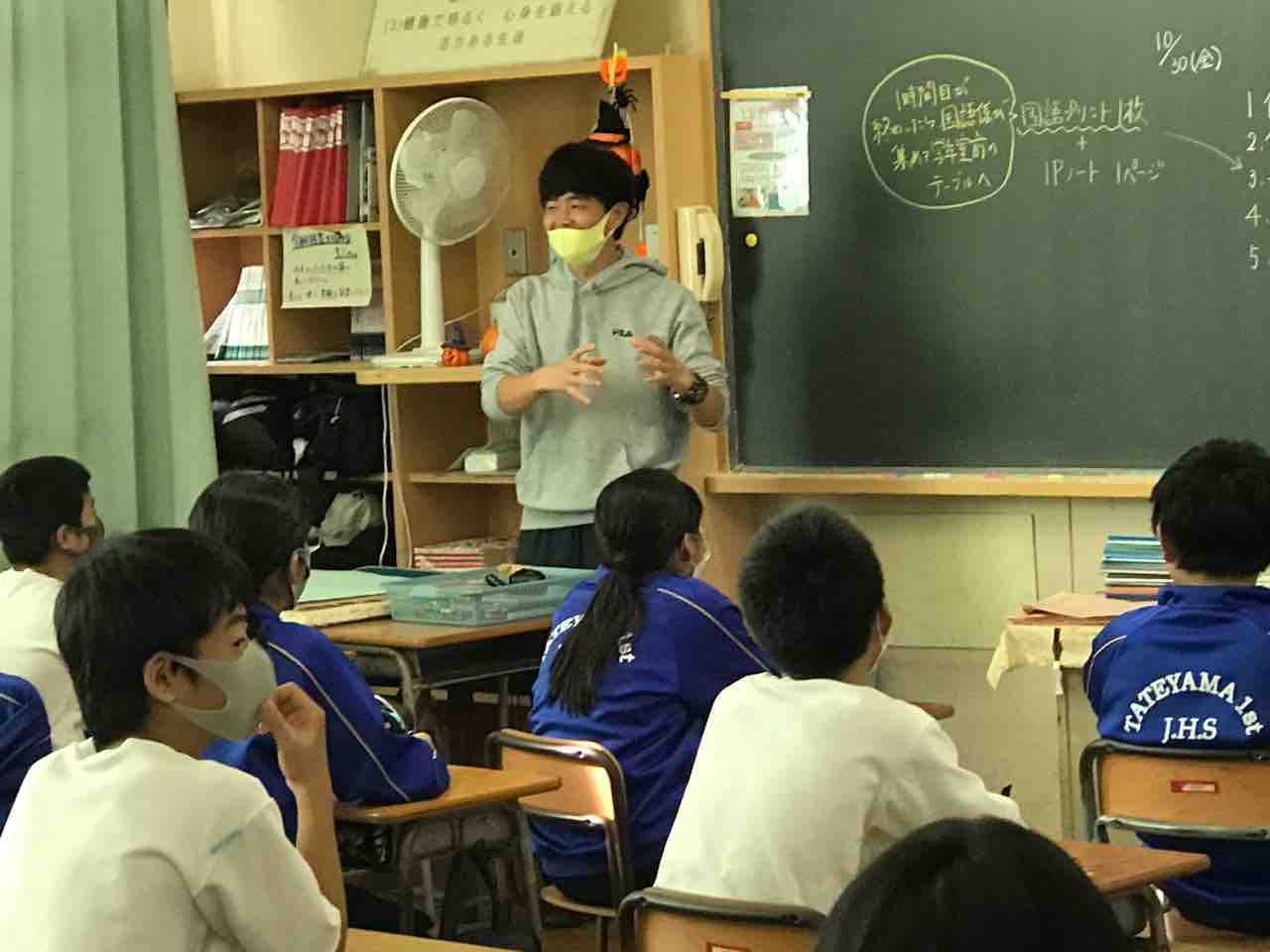 朝の学活は各クラス昨日の振り返りからスタート 3つのあい 朝の学活は各クラス昨日の振り返りからスタート 3つのあい