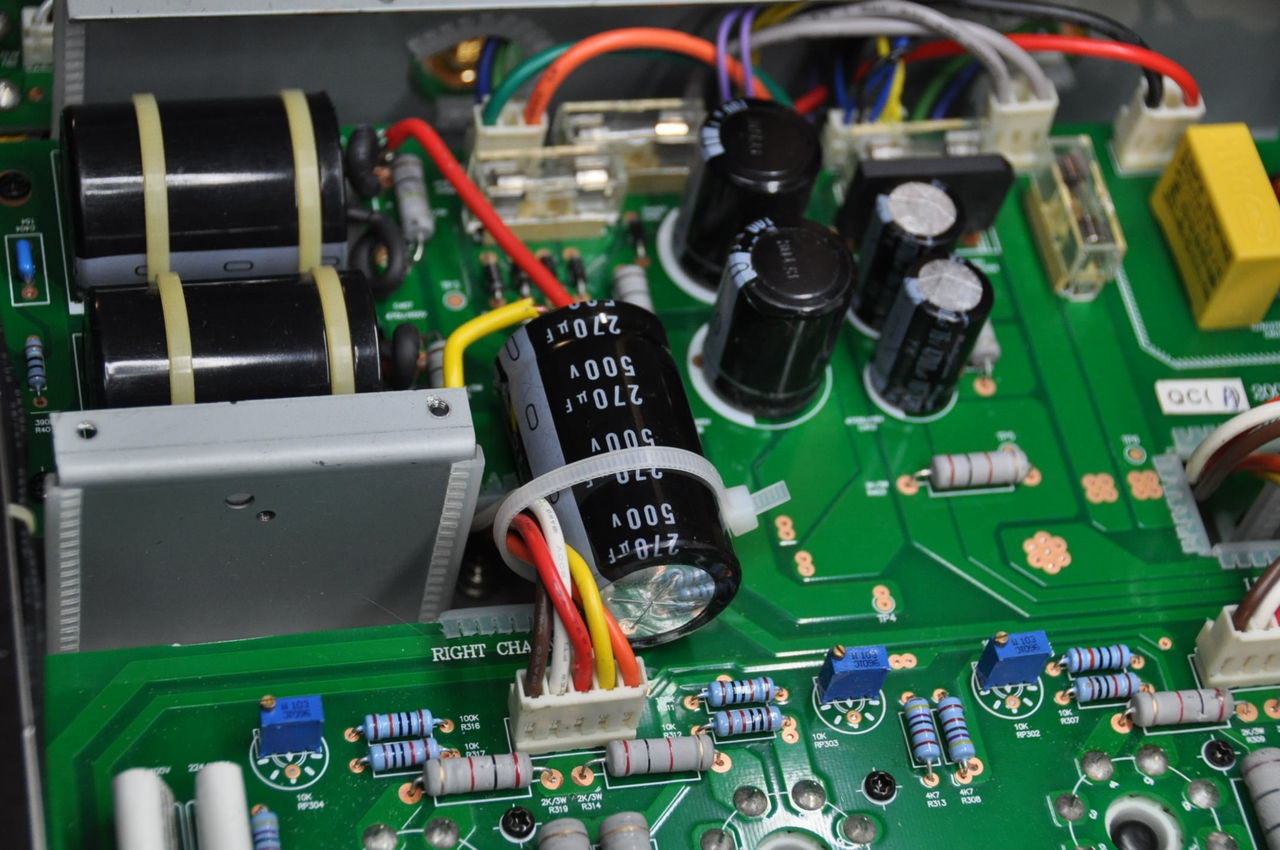 radius 真空管アンプ RA-VT11 新品未開封Radius RA-VT11をもっと radius 真空管アンプ RA-VT11 新品未開封Radius RA-VT11をもっと