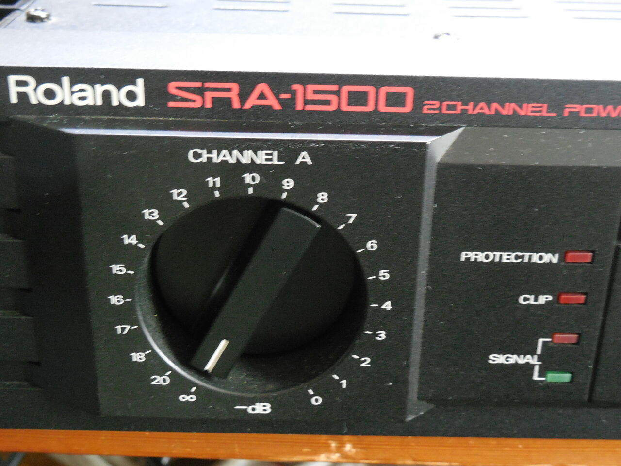 Roland SRA-2200F パワーアンプ 150WX2（BTL300W） 【公式通販】