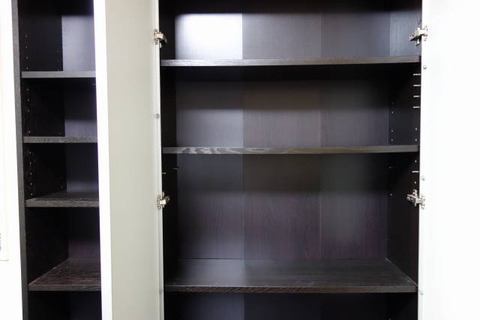 bookshelf