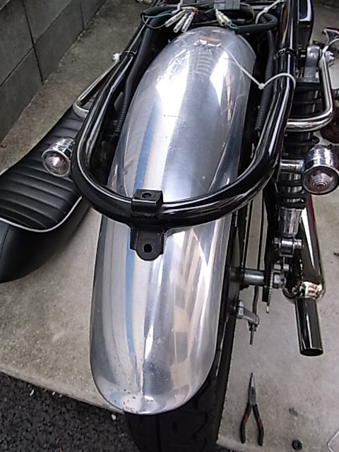 250TR テールランプ交換 其の一 : 250TRider's Blog
