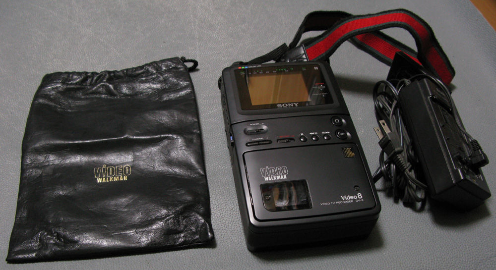 SONY ビデオ ウォークマン GV-8(8mmビデオ)その① : フラット SONY ビデオ ウォークマン GV-8(8mmビデオ)その① : フラット