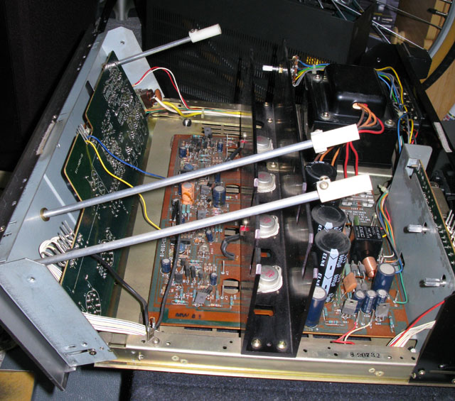 TRIO KA-7100(プリメインアンプ) : フラットバーロードで行こう! TRIO KA-7100(プリメインアンプ) : フラットバーロードで行こう!