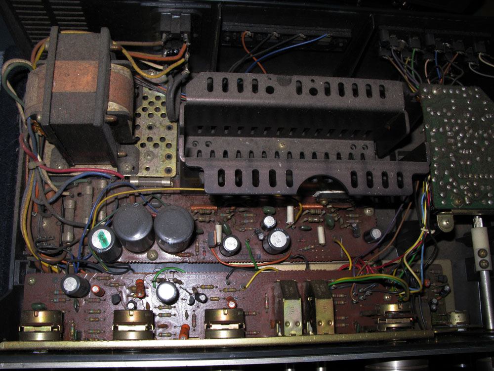 パイオニア SA-4400 (プリメインアンプ) : フラットバーロード パイオニア SA-4400 (プリメインアンプ) : フラットバーロード