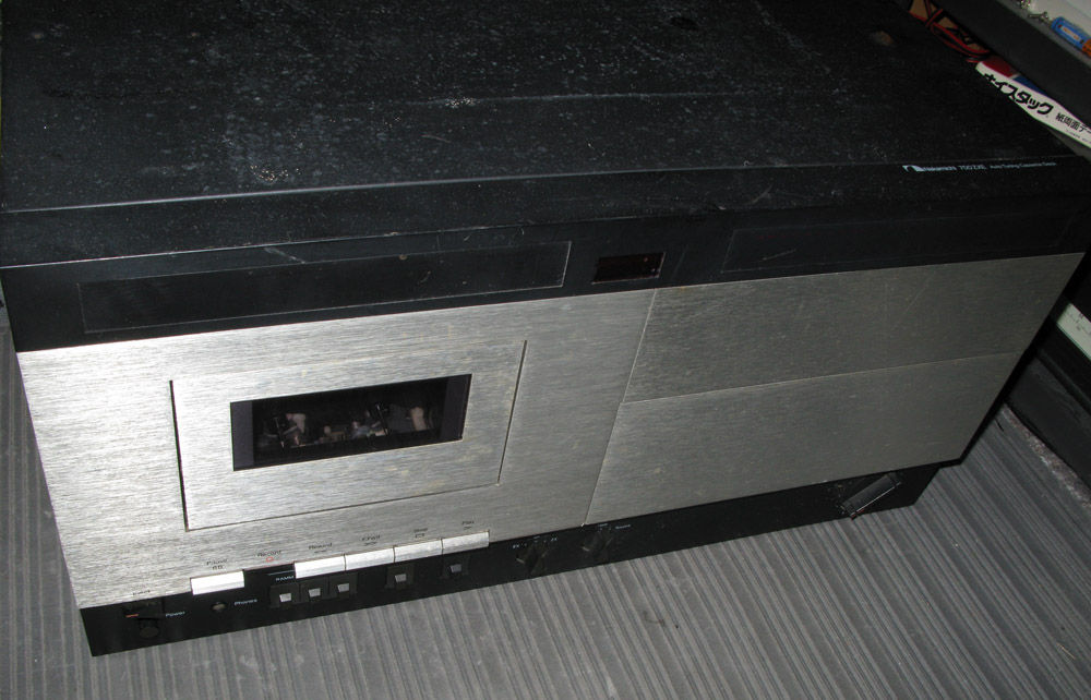 ナカミチ 700ZXE その① : フラットバーロードで行こう！
