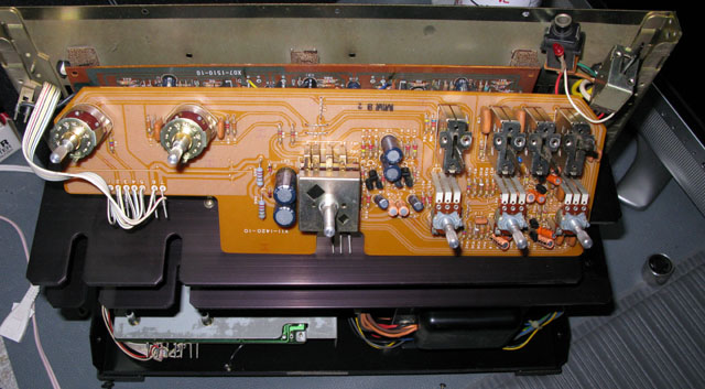 TRIO KA-7100(プリメインアンプ) : フラットバーロードで行こう! TRIO KA-7100(プリメインアンプ) : フラットバーロードで行こう!