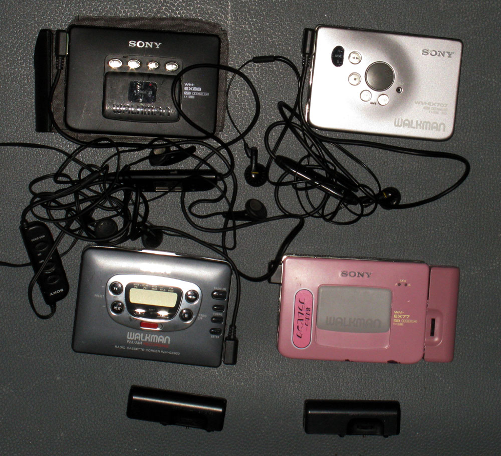SONY カセットウォークマン WM-EX777 整備品 SONY カセットウォークマン うすれる WM-EX77 整備品