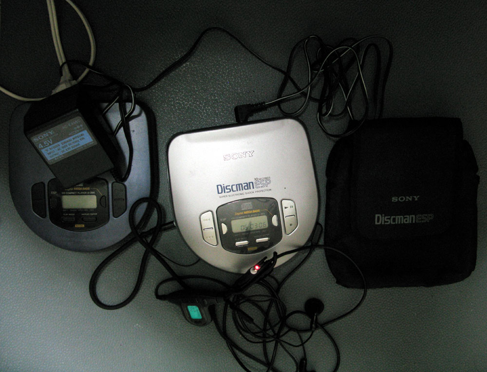 SONY CDプレイヤー　Discman D-365 SONY DISCMAN D-365 : フラットバーロードで行こう！