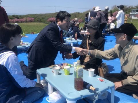 180520滝口道議お花見会