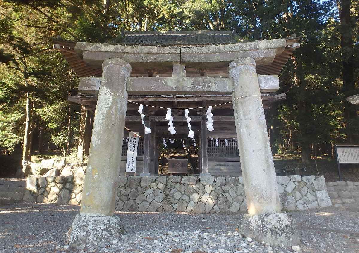 15秋 山梨県の旅 韮崎市 武田八幡神社 タワマンブラリ旅のblog 15秋 山梨県の旅 韮崎市 武田八幡神社 タワマンブラリ旅のblog