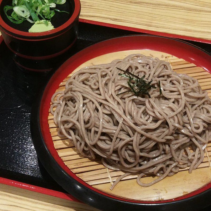 ハラへった 南海そばでざるそば大盛り 100円追加で2玉はナイスサービス 大阪グルメタクシードライバー ハラへった 南海そばでざるそば大盛り 100円追加で2玉はナイスサービス 大阪グルメタクシードライバー