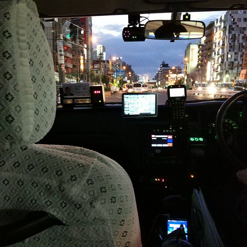 新今宮から東心斎橋の清水通りまで日本交通株式会社のタクシーに乗ってみた 女性タクシードライバー 大阪グルメタクシードライバー