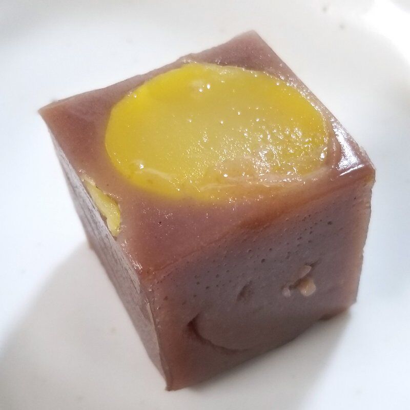 伊勢みやげ 伊勢神宮内宮おはらい町通りにある虎屋ういろ内宮前支店で買った栗ういろを食べてみた 大阪グルメタクシードライバー 伊勢みやげ 伊勢神宮内宮おはらい町通りにある虎屋ういろ内宮前支店で買った栗ういろを食べてみた 大阪グルメタクシードライバー