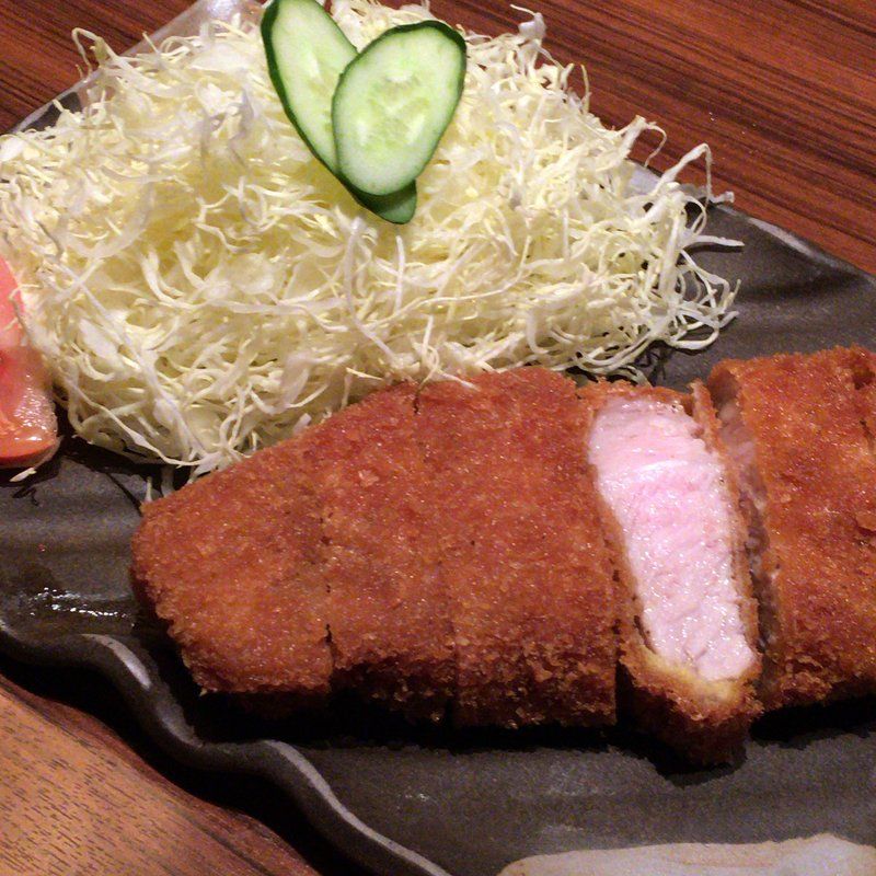 大阪の老舗の老舗メニュー 大阪南船場食べ歩き外食ランチグルメ 豚料理専門店 銀呈のロースかつ定食240g1 500円 分厚いけどやわらかいトンカツでご飯は食べ放題 大阪グルメタクシードライバー 大阪の老舗の老舗メニュー 大阪南船場食べ歩き外食ランチグルメ 豚料理専門店 銀呈のロースかつ定食240g1 500円 分厚いけどやわらかいトンカツでご飯は食べ放題 大阪グルメタクシードライバー