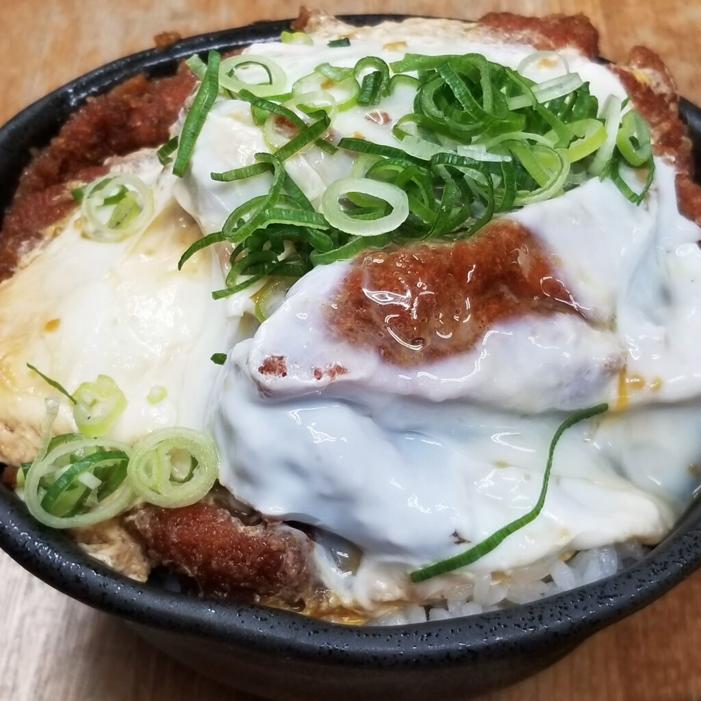 大阪堺東食べ歩き外食グルメ まるはのかつ丼でカツ丼ランチ 関西空港からの帰り ちょっと小腹が空いたんで寄ってみた 大阪グルメタクシードライバー