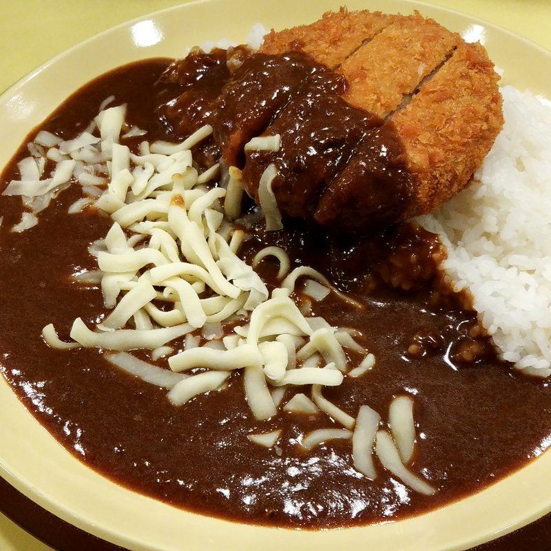 ハラへった 出勤前に印度のルーでミンチカツカレー チーズトッピング 激辛スパイス 大阪グルメタクシードライバー