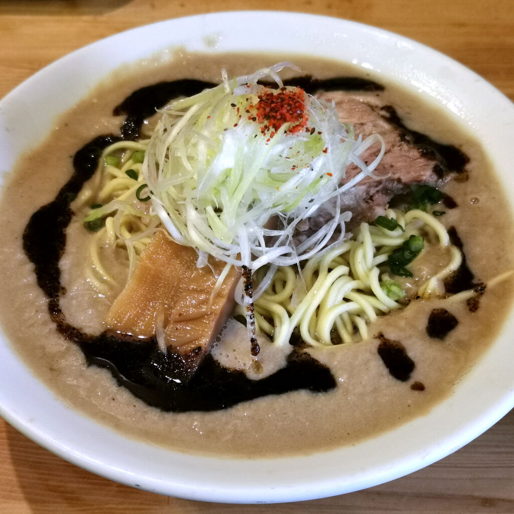 京都一乗寺ラーメン食べ歩き外食グルメ 大行列の超人気店 麺屋 極鶏でドロドロスープの鶏だくと黒だくとご飯を食べてみた 大阪グルメタクシードライバー