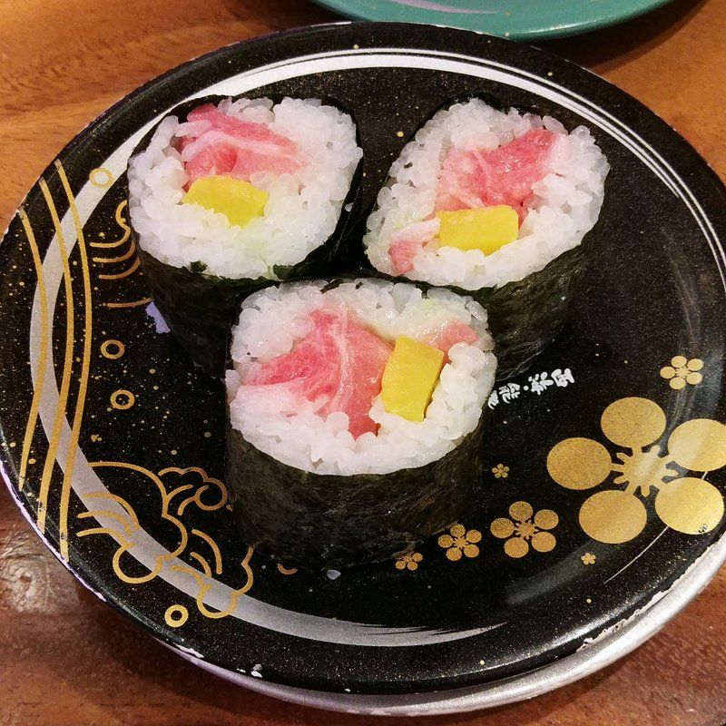 金沢食べ歩き外食ランチグルメ 金沢駅前の金沢フォーラスに入ってる回転寿司のもりもり寿し ノドグロ マグロ 豚汁 デザート 質が高い 大阪グルメタクシードライバー 金沢食べ歩き外食ランチグルメ 金沢駅前の金沢フォーラスに入ってる回転寿司のもりもり寿し ノドグロ マグロ 豚汁 デザート 質が高い 大阪グルメタクシードライバー