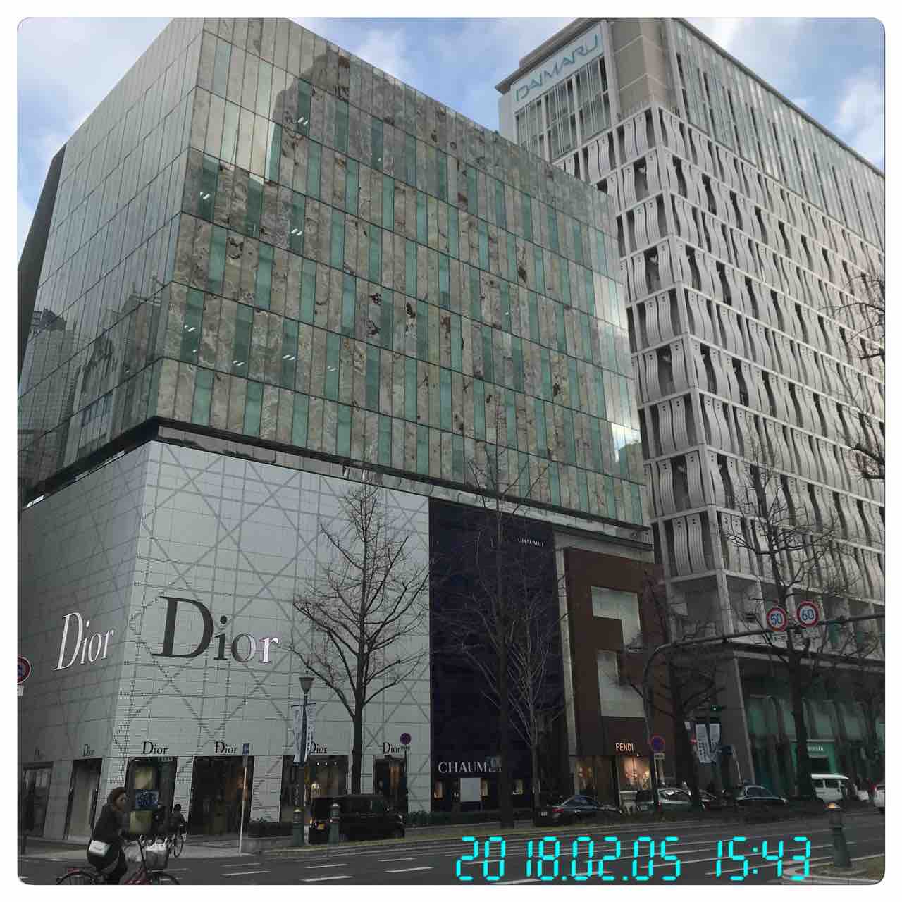 大阪 心斎橋エリアを歩いてると聞こえてくるのは 中国語 韓国語 英語 店員の呼び込みも中国語やね タクシー会社で生き残るには