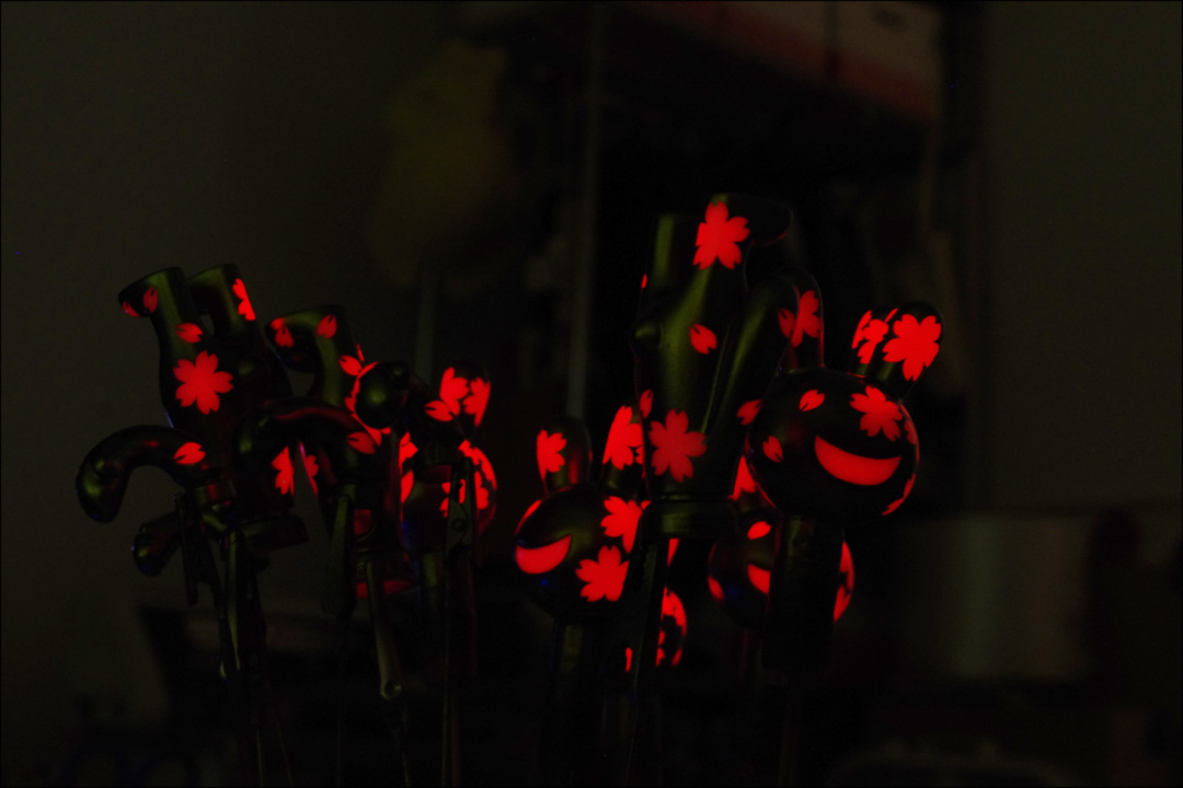 新品 赤蓄光　BLACK RABBiT 立ちver 夜桜　ブラックラビット BLACK RABBiT 夜桜ver. - さっさんのはなし。3