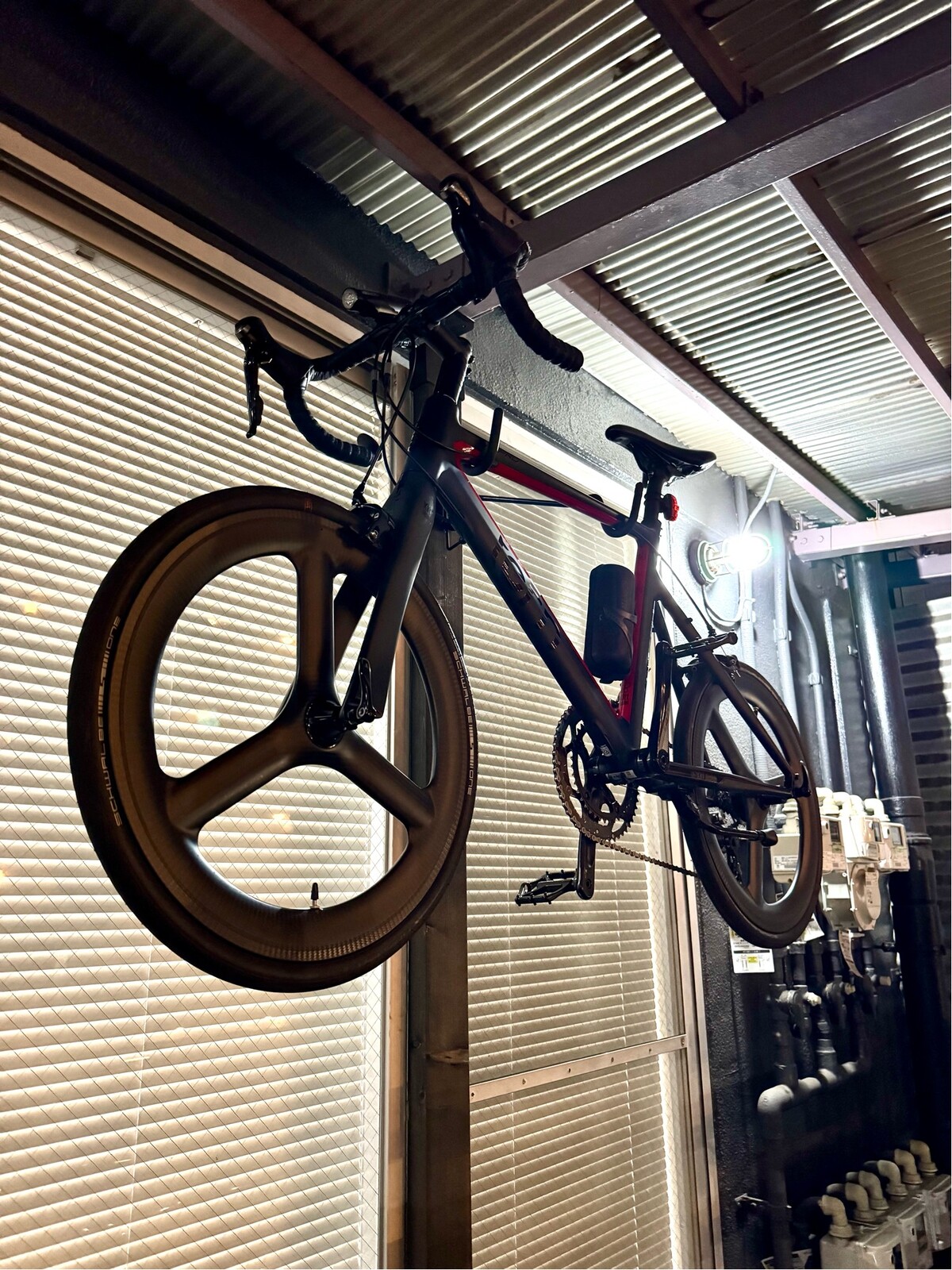 □自転車の保管場所を制作 : にんにき日記