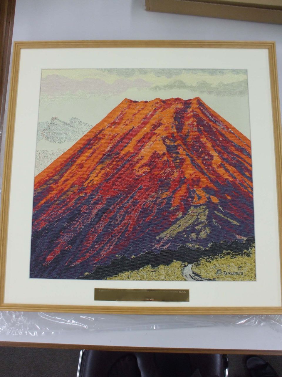 龍村美術織物 TATSUMURA 掛額 タペストリー 赤富士 飾り額 額装