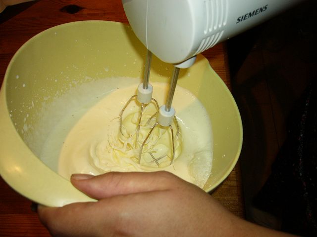 ケーキも作ってもらう ドイツのんびり生活