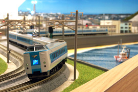 10-1641 10-1642 381系「スーパーくろしお」 381系「スーパーくろしお」（リニューアル編成） 基本＆増結
