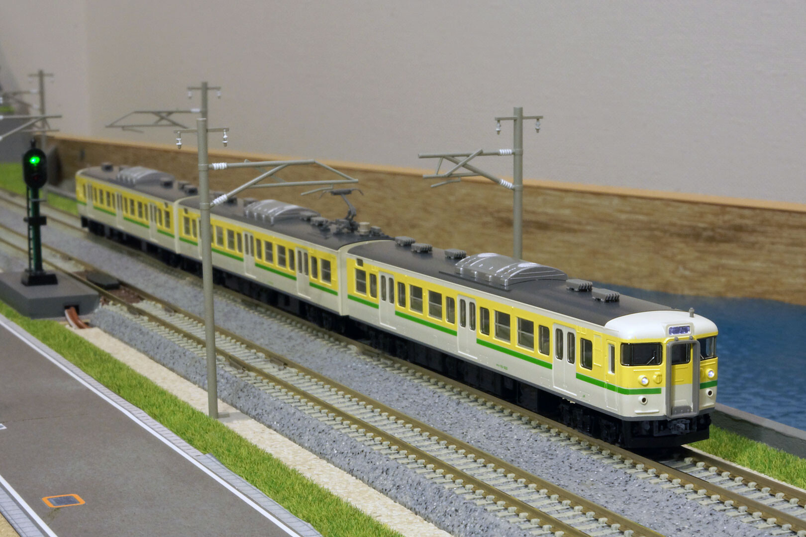 TOMIX 98333 115系1000番代（弥彦色） : どみやんの写真帳blog派出