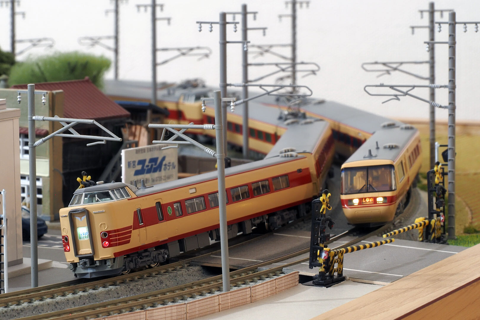 KATO 10-2037/2038 381系「しなの」（JR仕様） : どみやんの写真帳blog派出
