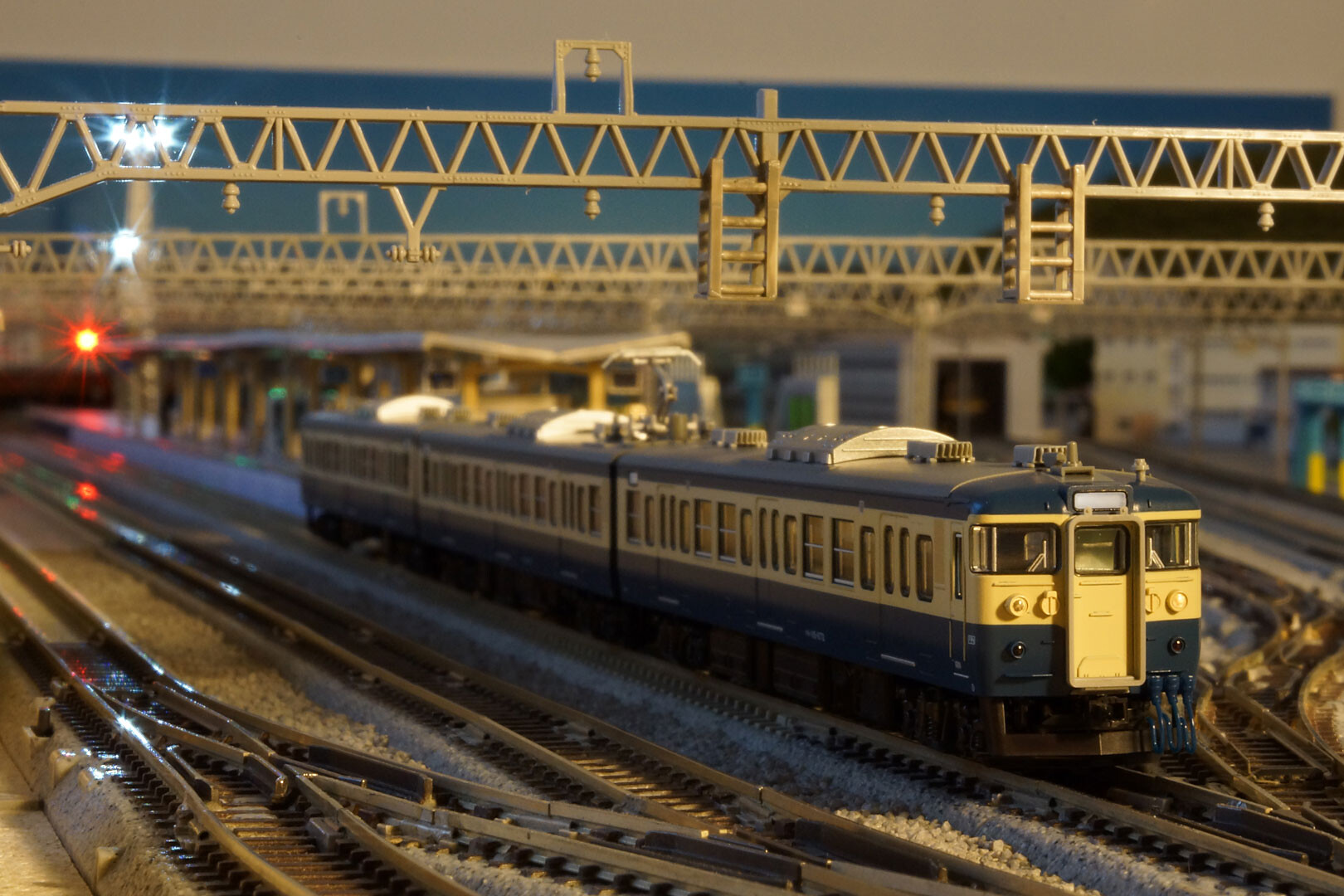 10-1572　しなの鉄道115系(湘南色/横須賀色)6両セット Amazon | KATO Nゲージ しなの鉄道 115系 湘南色/横須賀色 6両