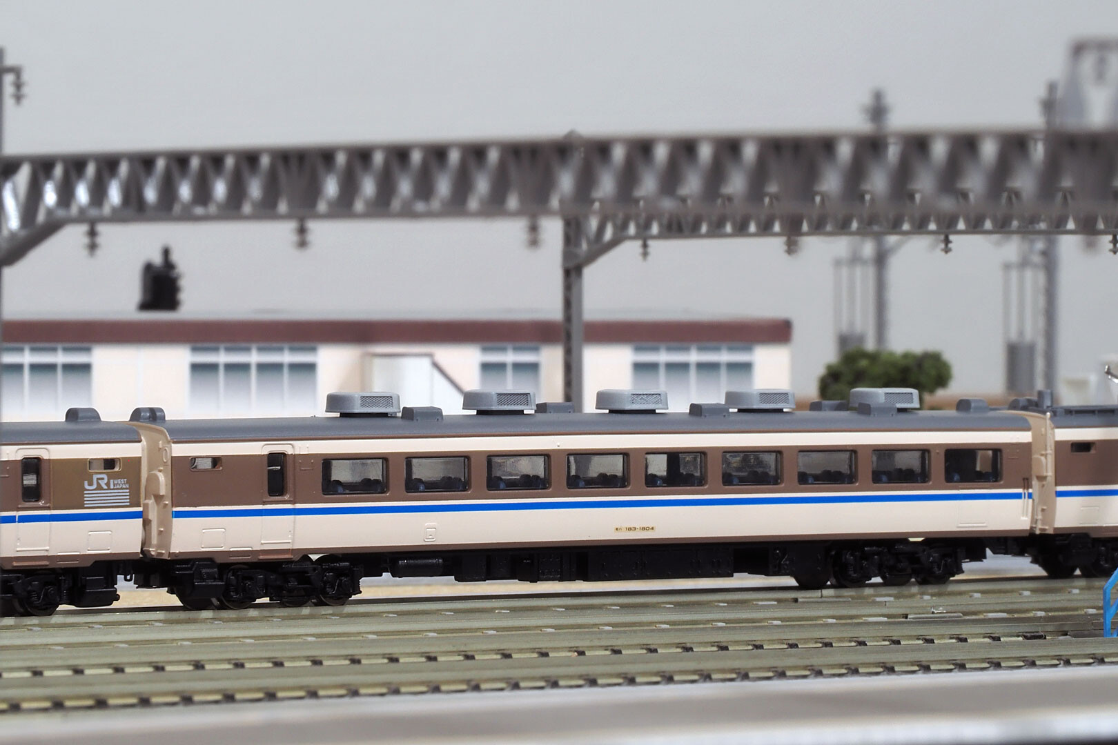 TOMIX 92707 183系800番代「はしだて」を弄る。 : どみやんの