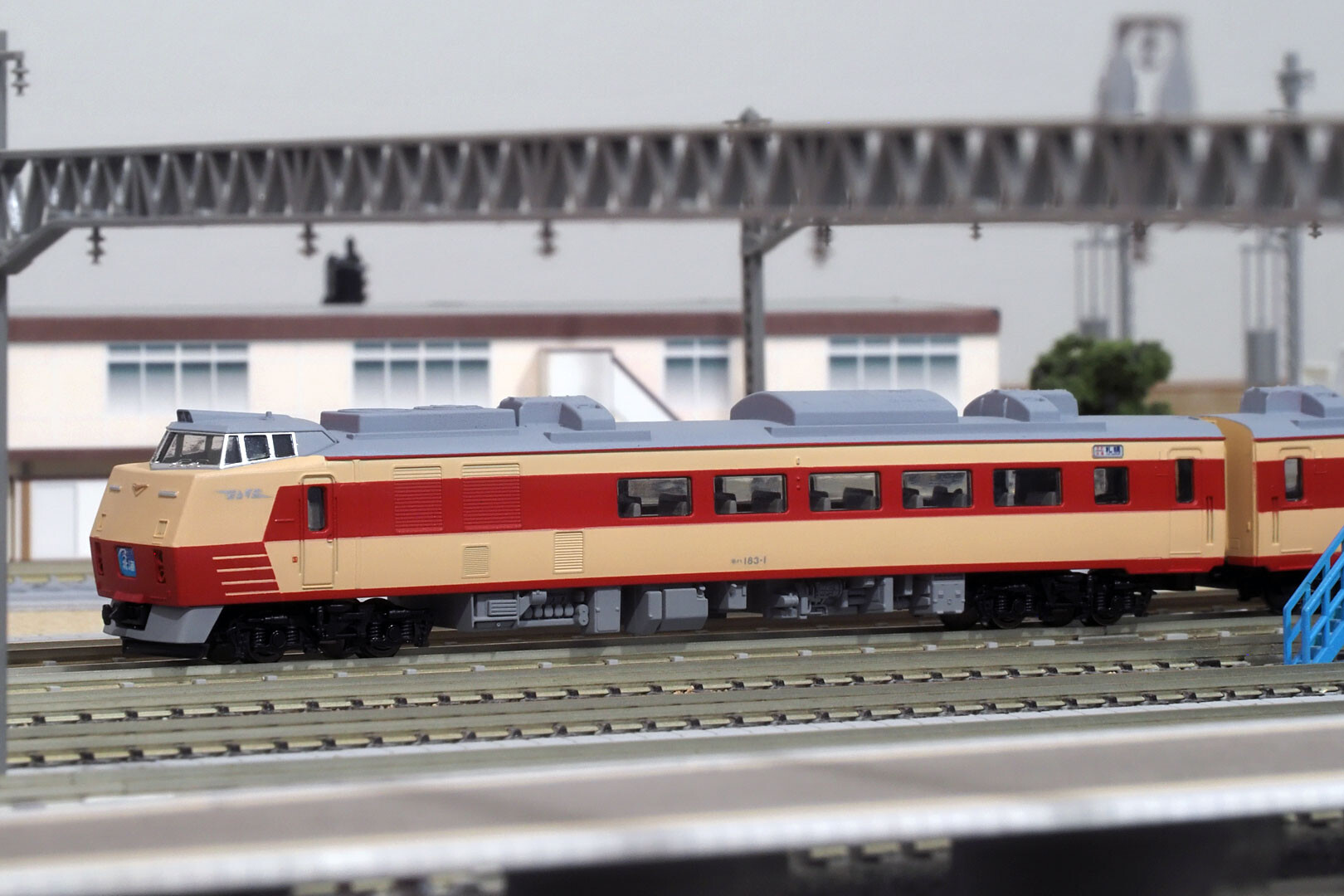 TOMIX 92011 キハ183系（旧製品）を弄る⑤△ : どみやんの写真帳blog派出