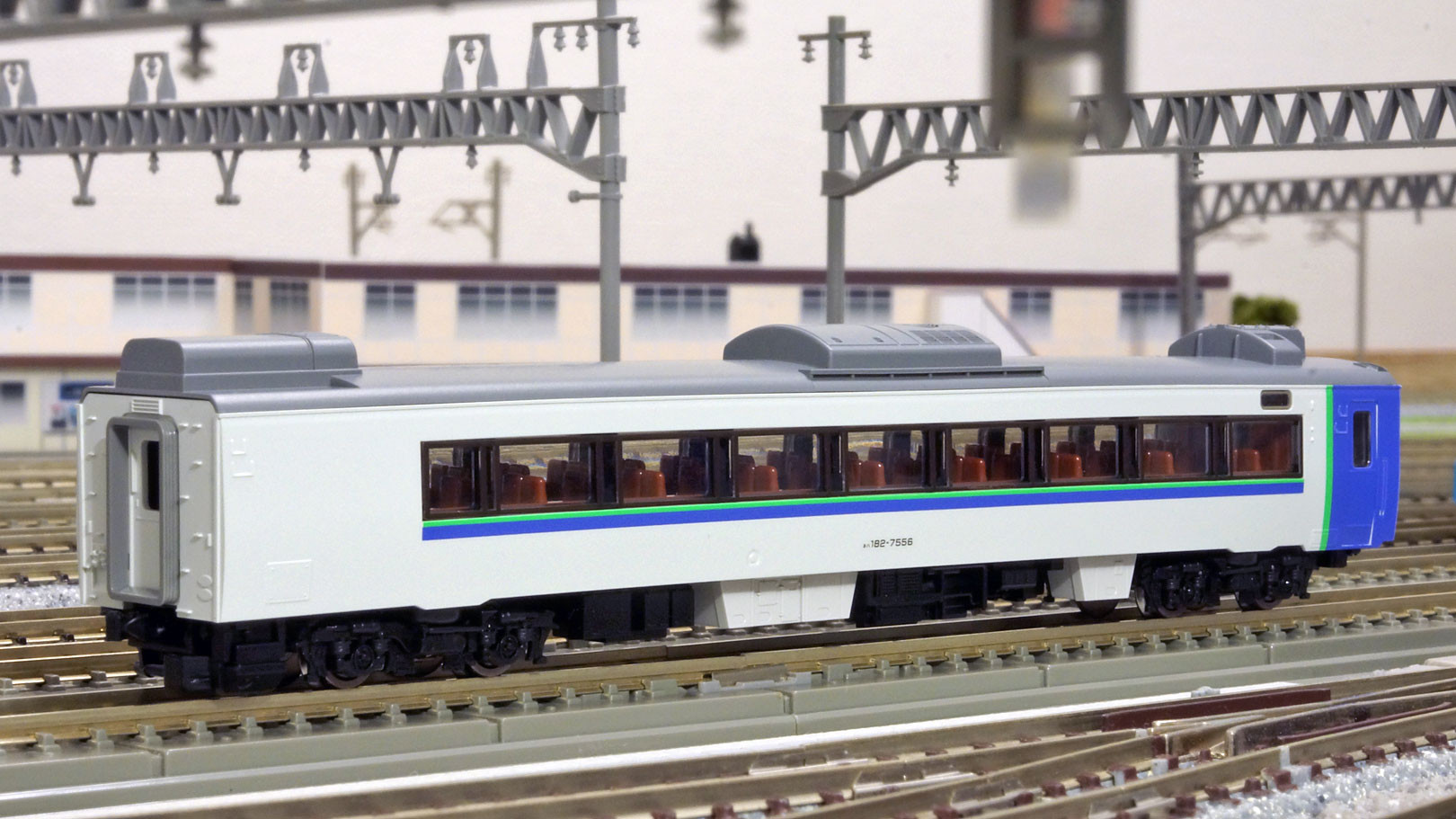 TOMIX 98631/98632 キハ183系7550番代「北斗」 : どみやんの写真