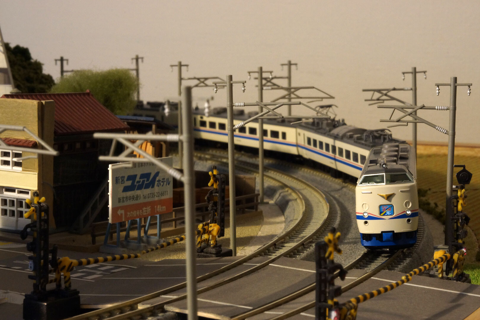 TOMIX 98750/98751 485系「スーパー雷鳥」 : どみやんの写真帳blog派出