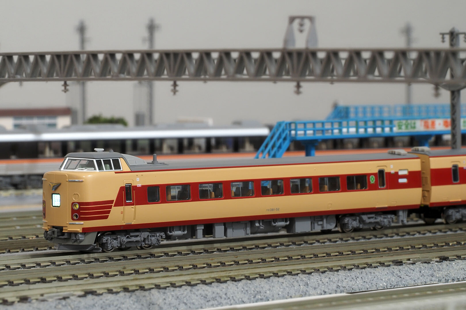 KATO 381系「しなの」を弄る。（その後） : どみやんの写真帳blog派出