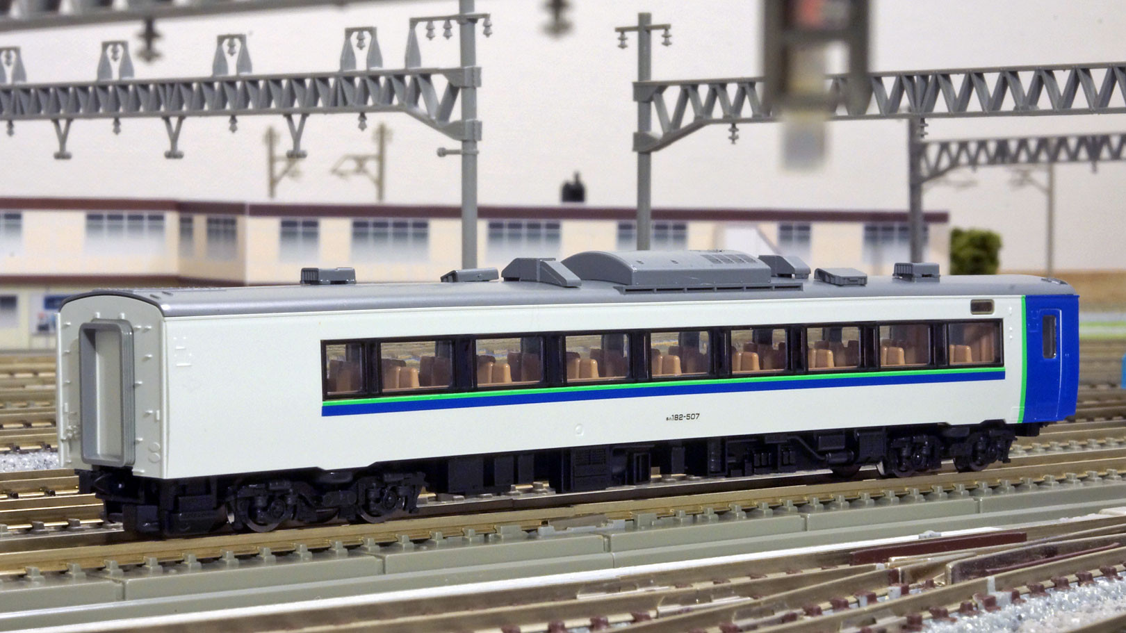 TOMIX 98631/98632 キハ183系7550番代「北斗」 : どみやんの写真 TOMIX 98631/98632 キハ183系7550番代「北斗」 : どみやんの写真