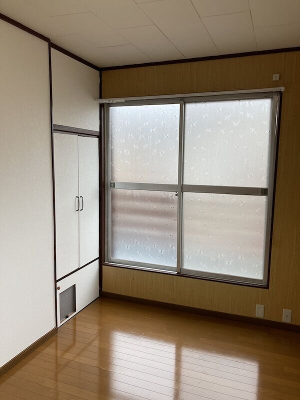 2_2階洋室とクローゼット