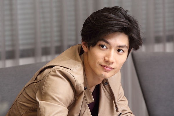 宝塚時代の天海祐希さんが三浦春馬さんに似てると話題に まとめッター