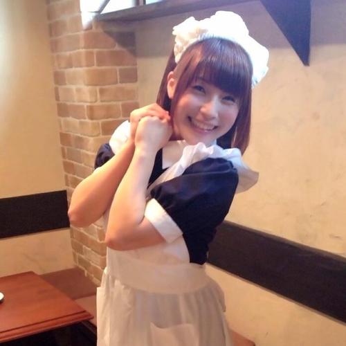 声優の新田恵海さんがセーラ服姿を披露 ニーソがやべええええ まとめッター