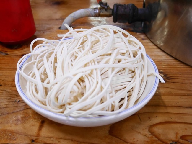 C5E84E64-AA36-4B9F-9852-2B3CFC9BFB57