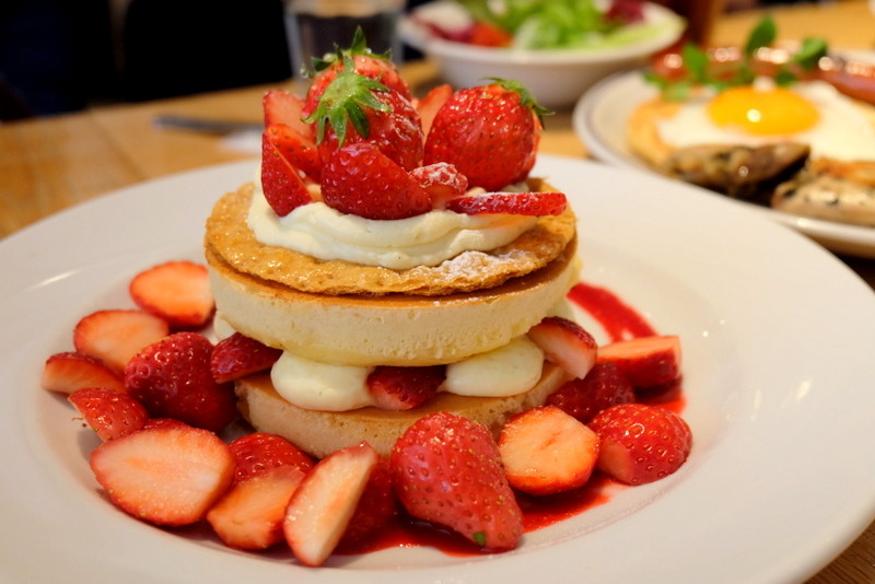 川崎 J S Pancake Cafe ジェイエスパンケーキカフェ 川崎ラゾーナ店 ストロベリーハニーパンケーキ パンケーキ部 Pancake Club Powered By ライブドアブログ