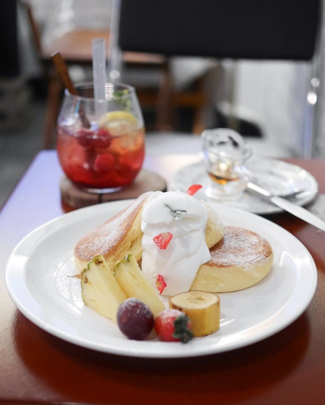 D79D52E3-A98A-483D-B1CB-5DB527F87C49